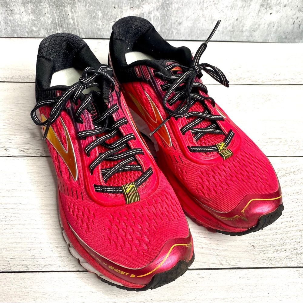 Women’s Brooks Ghost Running Shoes Size 9.5